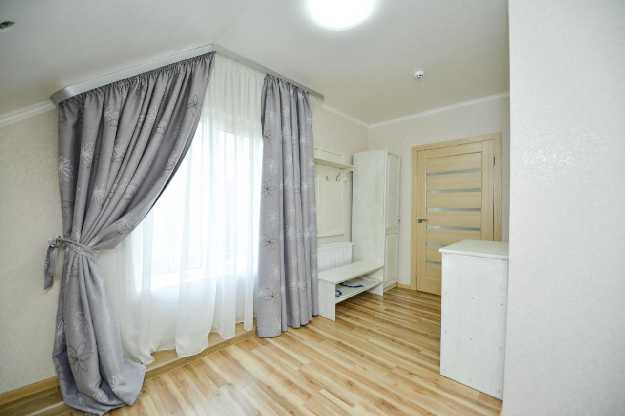 Forest Hotel Polis'ke Dış mekan fotoğraf