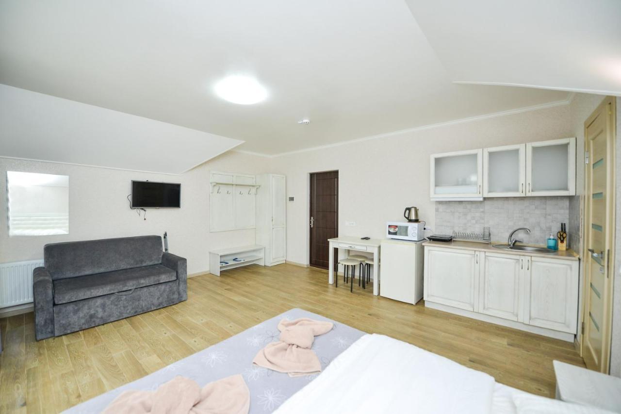 Forest Hotel Polis'ke Dış mekan fotoğraf